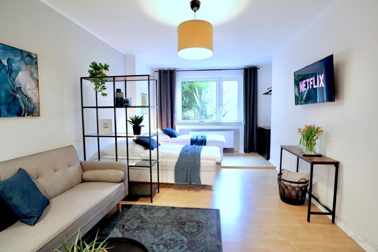Sapphire Apartment: Free Parking + Netflix + Bathtub Essen Ngoại thất bức ảnh