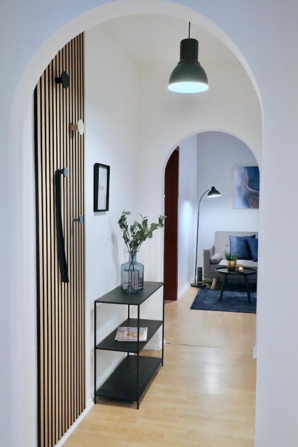 Sapphire Apartment: Free Parking + Netflix + Bathtub Essen Ngoại thất bức ảnh