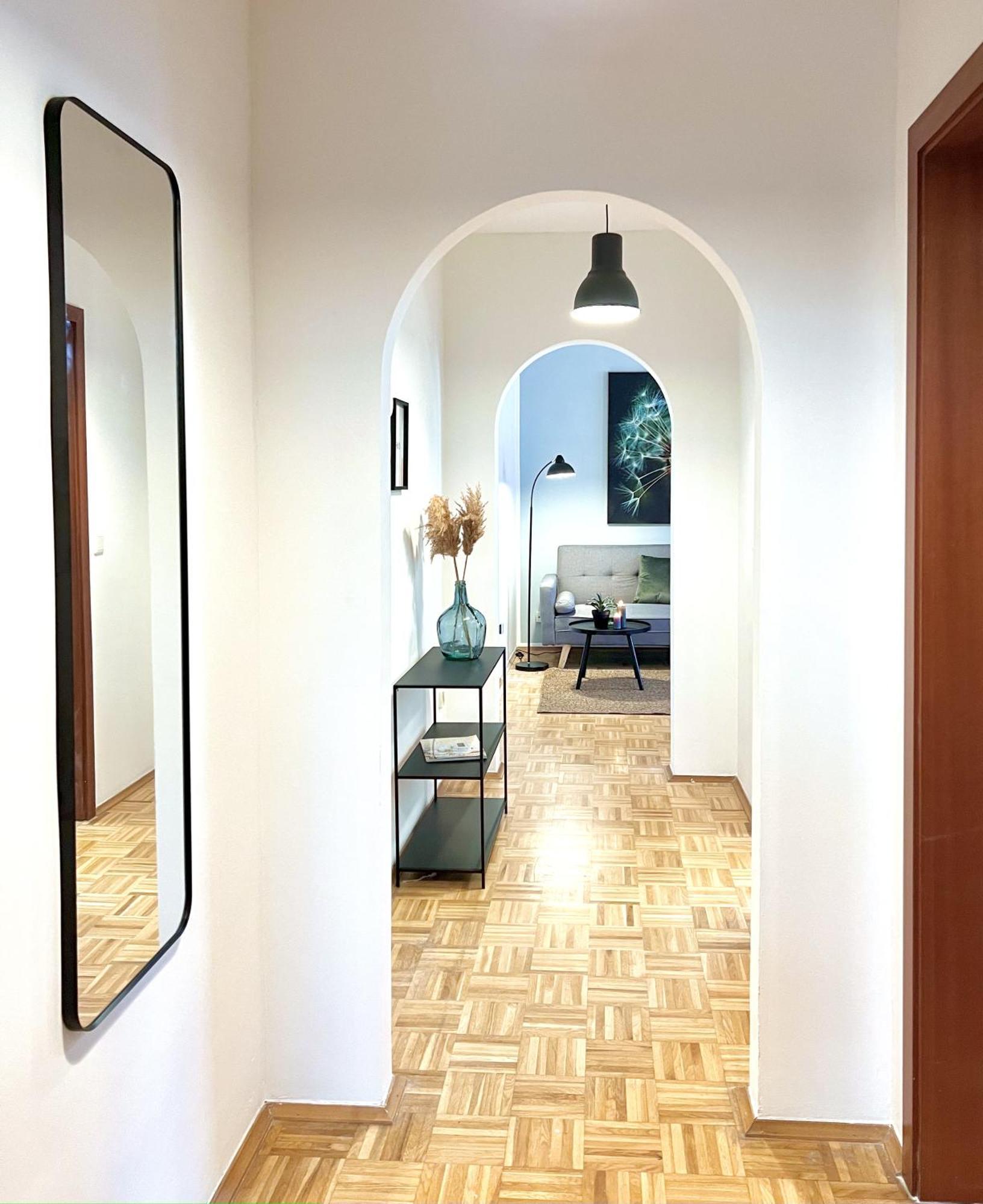 Sapphire Apartment: Free Parking + Netflix + Bathtub Essen Ngoại thất bức ảnh