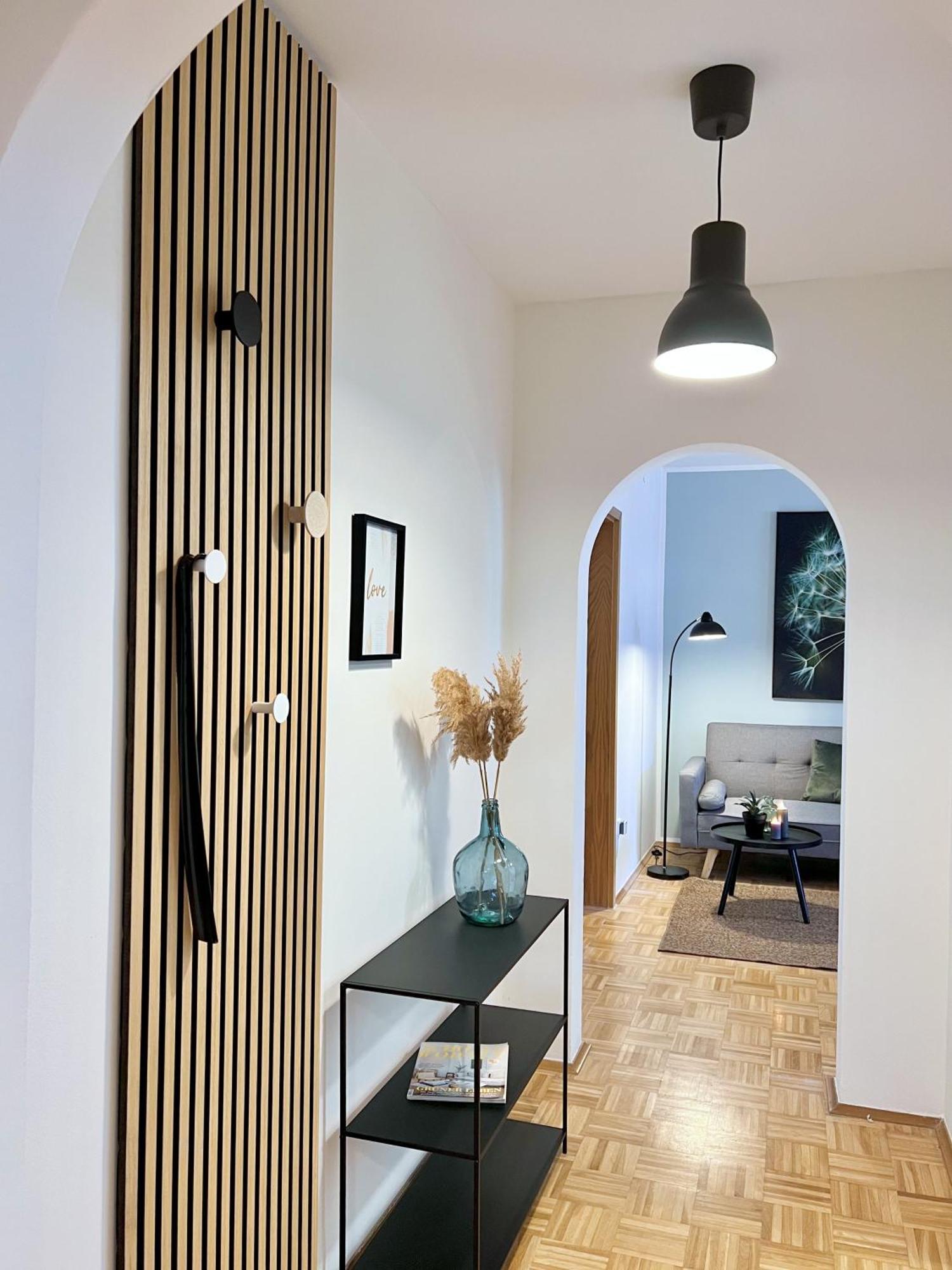 Sapphire Apartment: Free Parking + Netflix + Bathtub Essen Ngoại thất bức ảnh